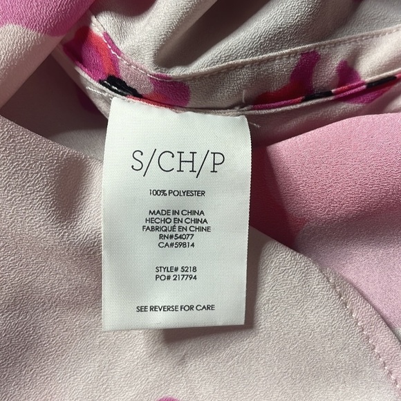 CAbi Floating Poppy Floral Halter Tank Blouse, keyhole back with tie, size small - Picture 10 of 13